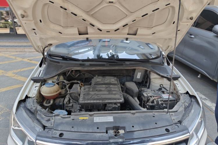Used Volkswagen Jetta 2017 1.4L Manual Fashion Edition Engine Bay