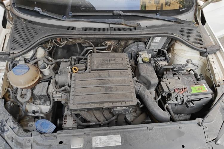Used Volkswagen Jetta 2017 1.5L Automatic Fashion Model Engine Bay