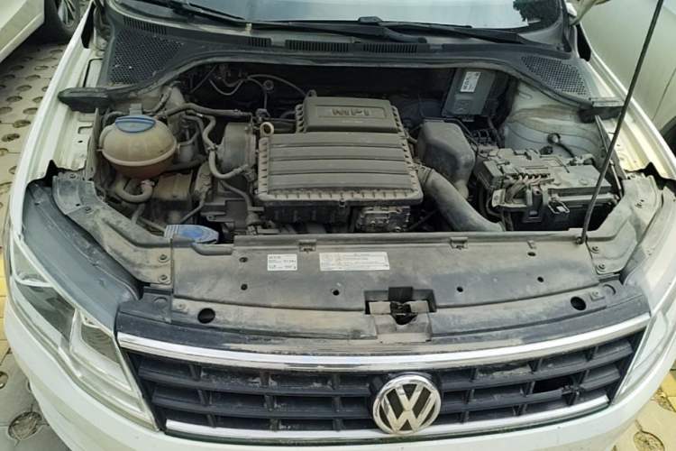 Used Volkswagen Jetta 2017 1.5L Manual Fashion Edition Engine Bay