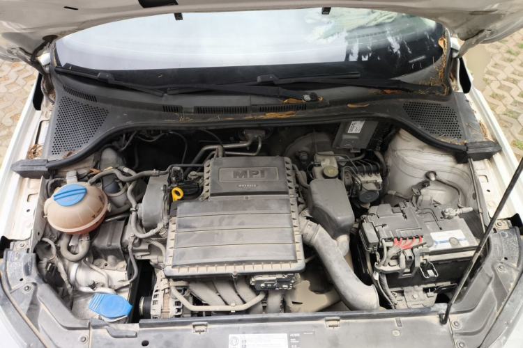 Used Volkswagen Jetta 2017 1.5L Manual Fashion Edition Engine Bay