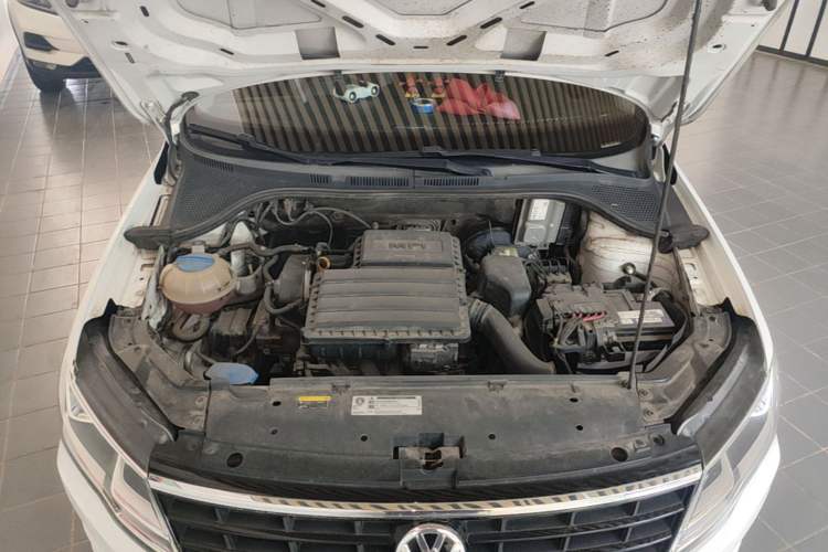 Used Volkswagen Jetta 2017 1.5L Manual Fashion Edition Engine Bay