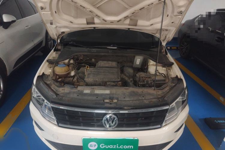 Used Volkswagen Jetta 2017 1.4L Manual Fashion Edition Engine Bay