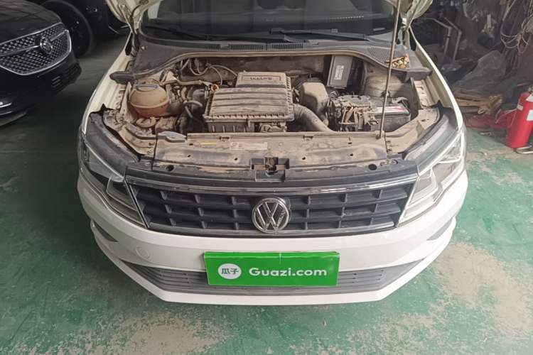 Used Volkswagen Jetta 2017 1.4L Manual Fashion Edition Engine Bay
