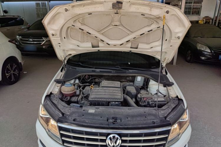 Used Volkswagen Jetta 2017 1.5L Manual Fashion Edition Engine Bay