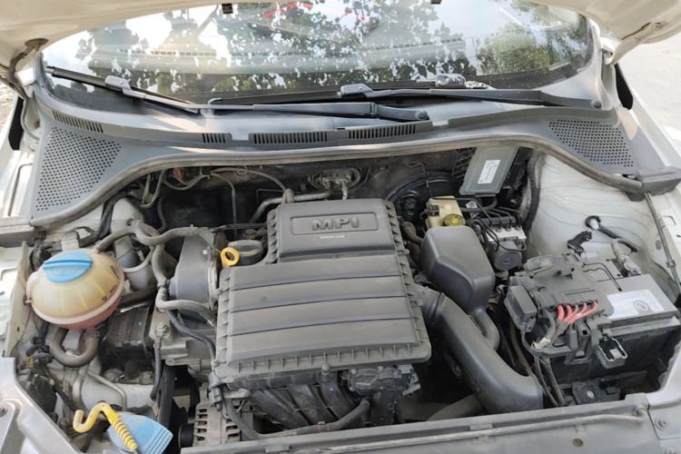 Used Volkswagen Jetta 2017 1.4L Manual Fashion Edition Engine Bay