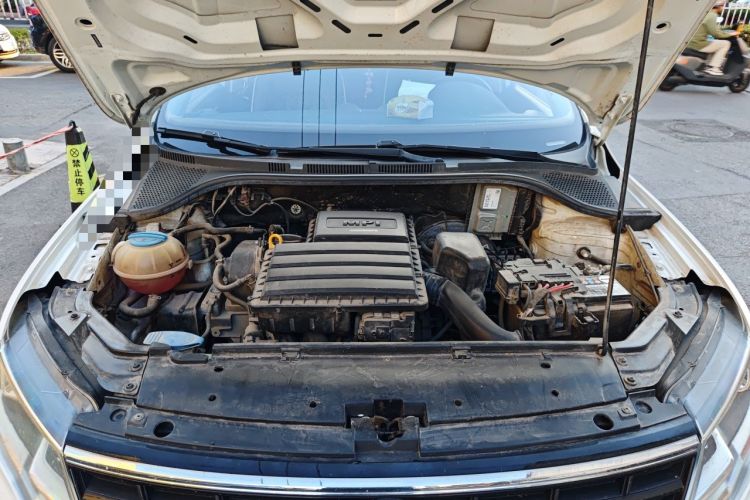 Used Volkswagen Jetta 2017 1.5L Manual Fashion Edition Engine Bay