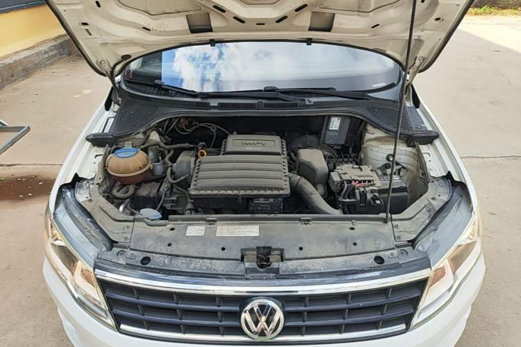 Used Volkswagen Jetta 2017 1.5L Manual Fashion Edition Engine Bay