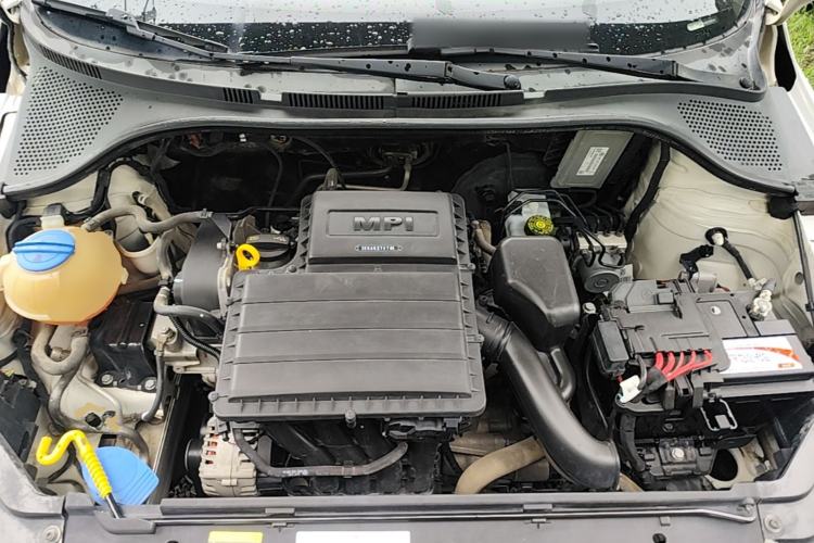 Used Volkswagen Jetta 2017 1.4L Manual Comfort Model Engine Bay