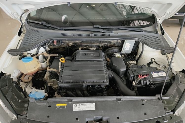 Used Volkswagen Jetta 2017 1.4L Manual Fashion Edition Engine Bay