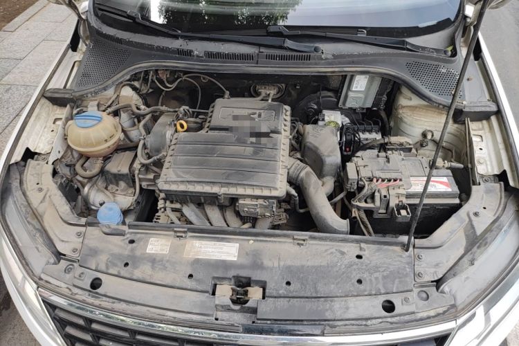 Used Volkswagen Jetta 2017 1.5L Automatic Fashion Model Engine Bay