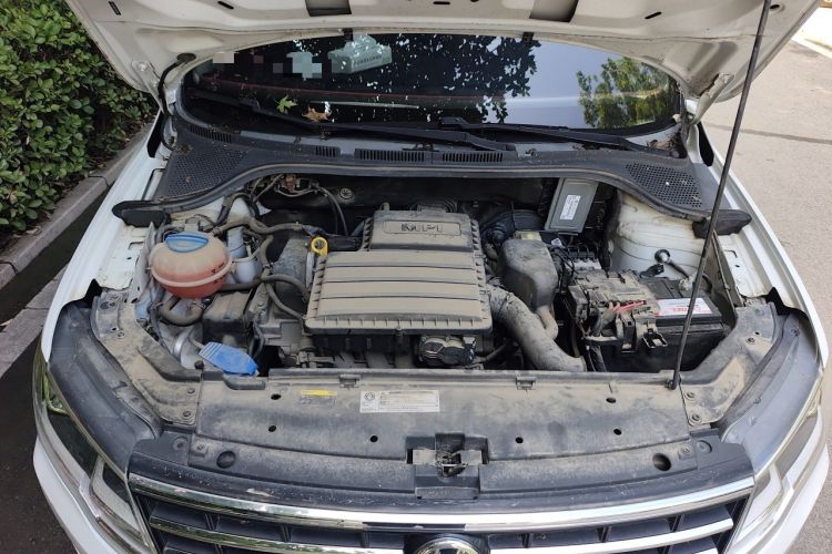 Used Volkswagen Jetta 2017 1.4L Manual Fashion Edition Engine Bay