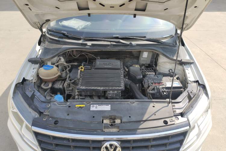 Used Volkswagen Jetta 2017 1.5L Manual Fashion Edition Engine Bay