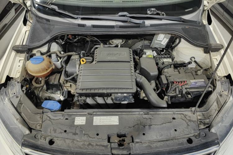 Used Volkswagen Jetta 2017 1.5L Automatic Fashion Model Engine Bay