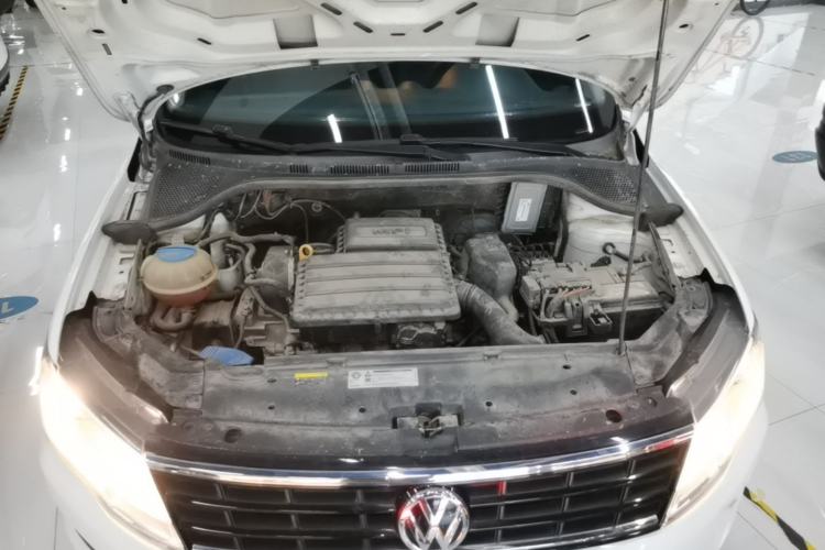 Used Volkswagen Jetta 2017 1.4L Manual Fashion Edition Engine Bay