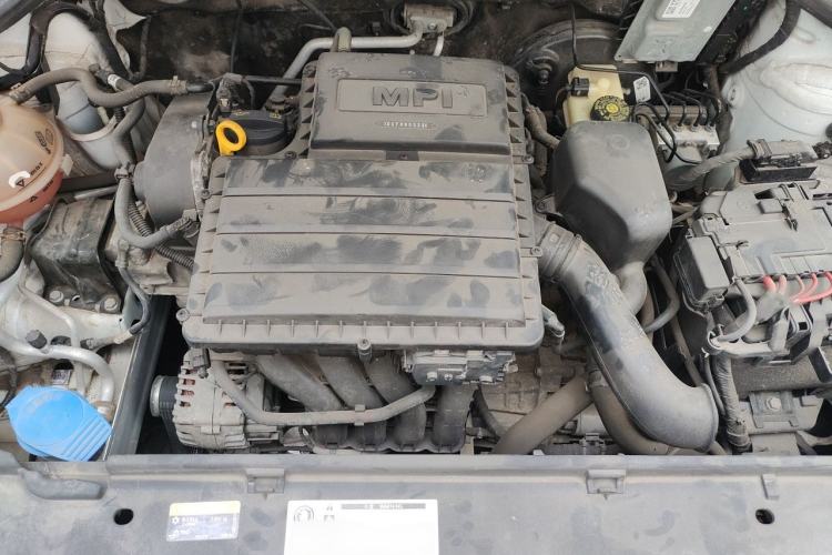Used Volkswagen Jetta 2017 1.5L Automatic Fashion Model Engine Bay