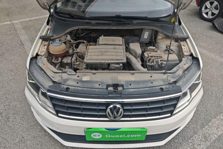 Used Volkswagen Jetta 2017 1.4L Manual Fashion Edition Engine Bay