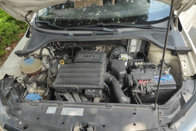 Used Volkswagen Jetta 2017 1.5L Automatic Fashion Model Engine Bay