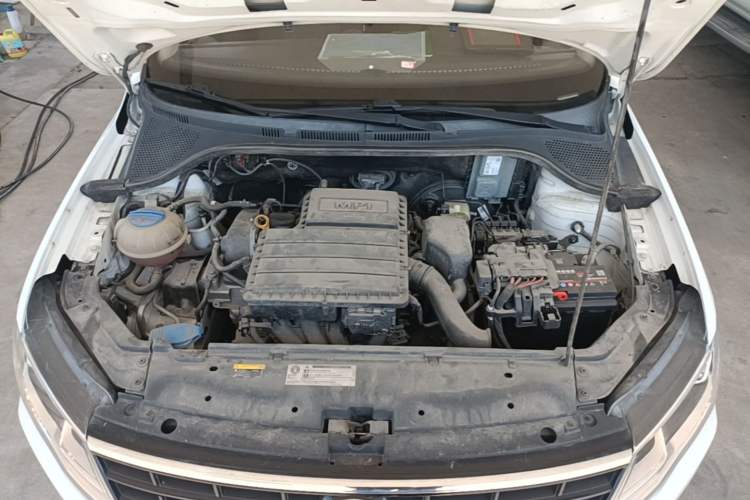 Used Volkswagen Jetta 2017 1.5L Automatic Fashion Model Engine Bay