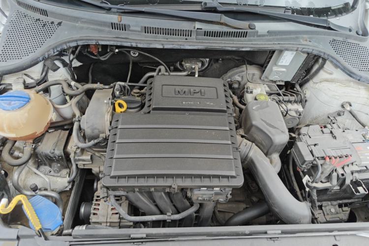 Used Volkswagen Jetta 2017 1.5L Manual Fashion Edition Engine Bay