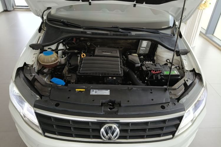 Used Volkswagen Jetta 2017 1.5L Manual Fashion Edition Engine Bay