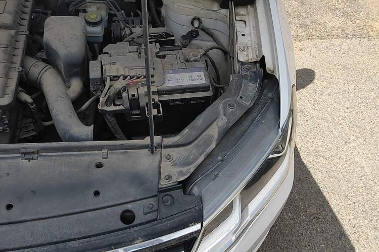 Used Volkswagen Jetta 2017 1.5L Automatic Comfort Model Engine Bay Left