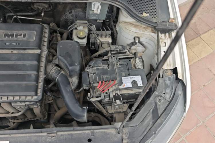 Used Volkswagen Jetta 2017 1.5L Automatic Comfort Model Engine Bay Left