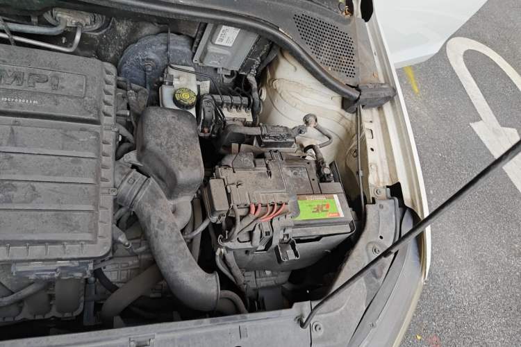 Used Volkswagen Jetta 2017 1.5L Automatic Fashion Model Engine Bay Left