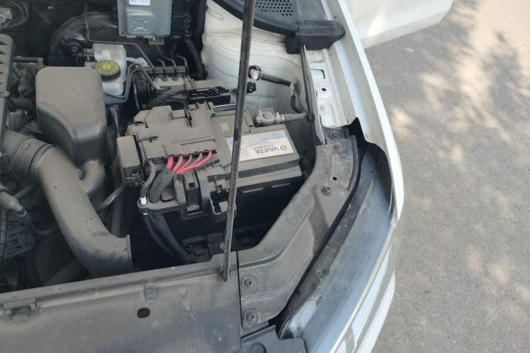 Used Volkswagen Jetta 2017 1.5L Automatic Fashion Model Engine Bay Left