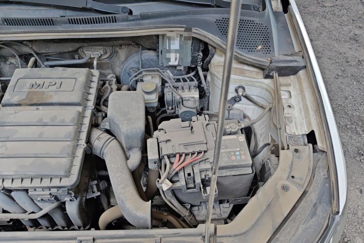 Used Volkswagen Jetta 2017 1.5L Manual Comfort Model Engine Bay Left