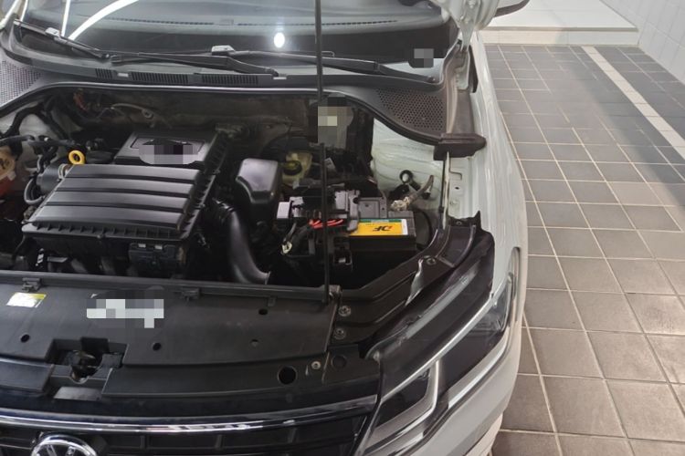 Used Volkswagen Jetta 2017 1.5L Automatic Fashion Model Engine Bay Left