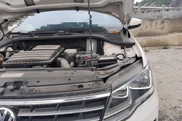Used Volkswagen Jetta 2017 1.4L Manual Comfort Model Engine Bay Left