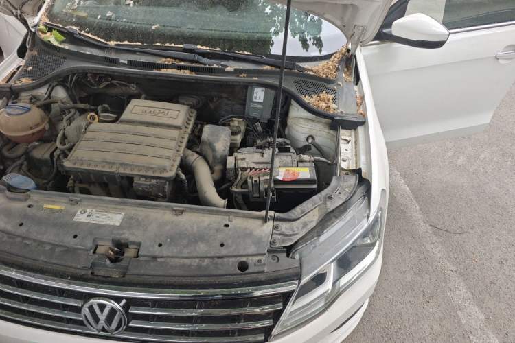 Used Volkswagen Jetta 2017 1.5L Automatic Comfort Model Engine Bay Left