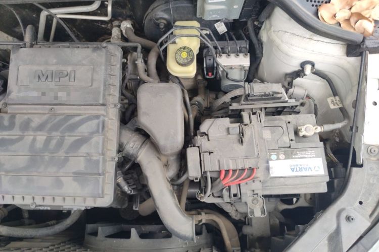 Used Volkswagen Jetta 2017 1.5L Automatic Comfort Model Engine Bay Left