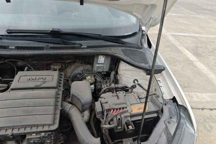 Used Volkswagen Jetta 2017 1.5L Automatic Comfort Model Engine Bay Left