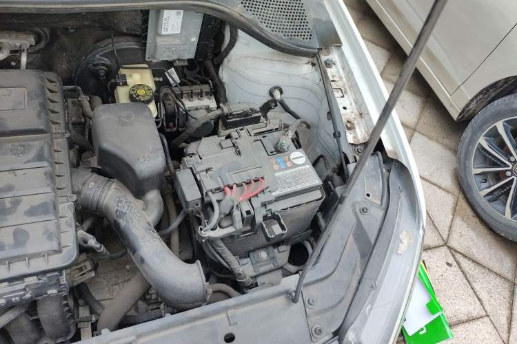 Used Volkswagen Jetta 2017 1.5L Automatic Fashion Model Engine Bay Left