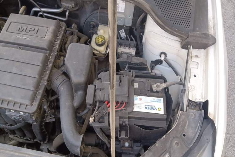 Used Volkswagen Jetta 2017 1.5L Automatic Fashion Model Engine Bay Left