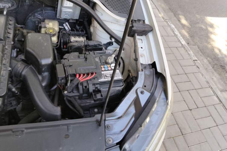 Used Volkswagen Jetta 2017 1.5L Automatic Fashion Model Engine Bay Left