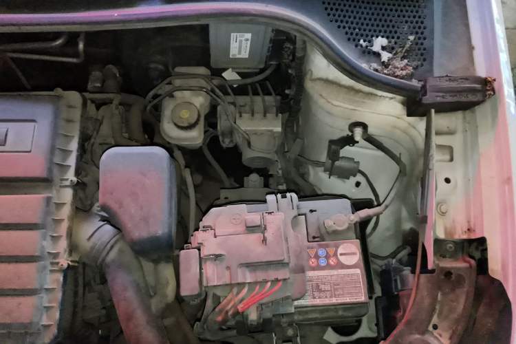 Used Volkswagen Jetta 2017 1.4L Manual Comfort Model Engine Bay Left