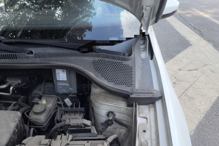 Used Volkswagen Jetta 2017 1.5L Automatic Fashion Model Engine Bay Left