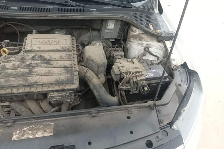 Used Volkswagen Jetta 2017 1.5L Manual Fashion Edition Engine Bay Left