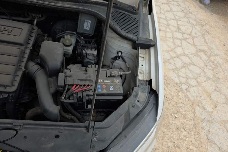Used Volkswagen Jetta 2017 1.4L Manual Comfort Model Engine Bay Left