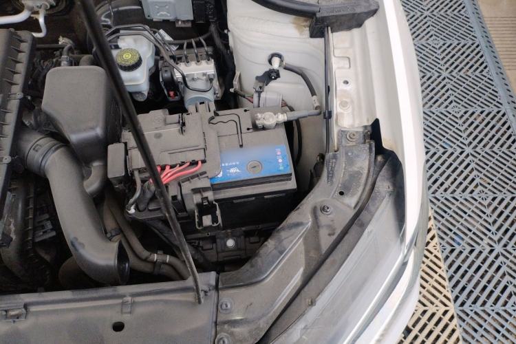 Used Volkswagen Jetta 2017 1.5L Manual Comfort Model Engine Bay Left