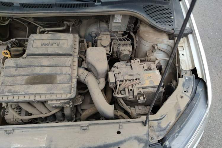 Used Volkswagen Jetta 2017 1.5L Manual Fashion Edition Engine Bay Left