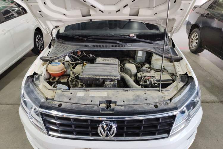 Used Volkswagen Jetta 2017 1.5L Manual Fashion Edition Engine Bay