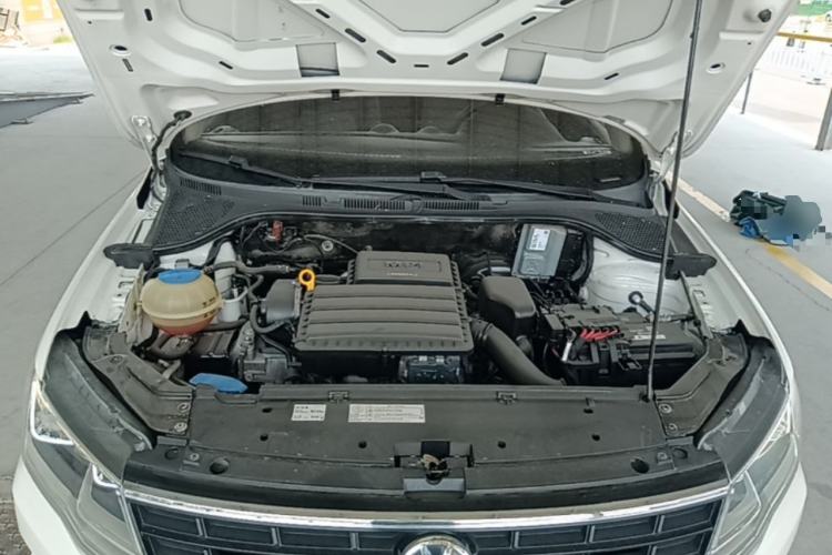 Used Volkswagen Jetta 2017 1.5L Manual Fashion Edition Engine Bay