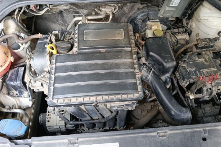 Used Volkswagen Jetta 2017 1.5L Automatic Fashion Model Engine Bay