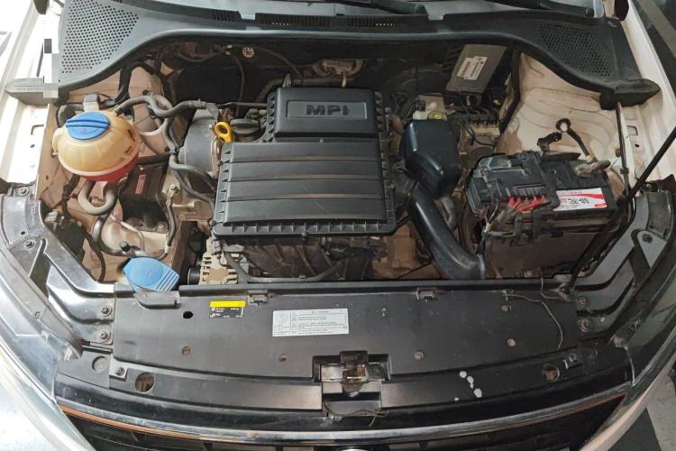 Used Volkswagen Jetta 2017 1.4L Manual Fashion Edition Engine Bay