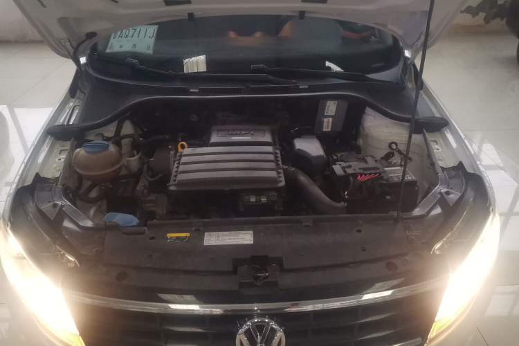 Used Volkswagen Jetta 2017 1.5L Manual Fashion Edition Engine Bay
