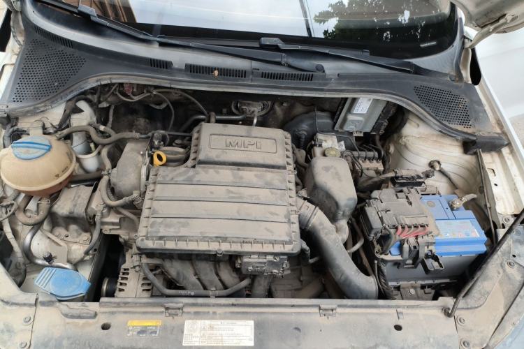 Used Volkswagen Jetta 2017 1.5L Automatic Fashion Model Engine Bay