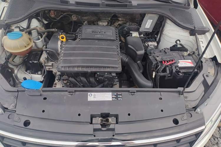 Used Volkswagen Jetta 2017 1.4L Manual Fashion Edition Engine Bay